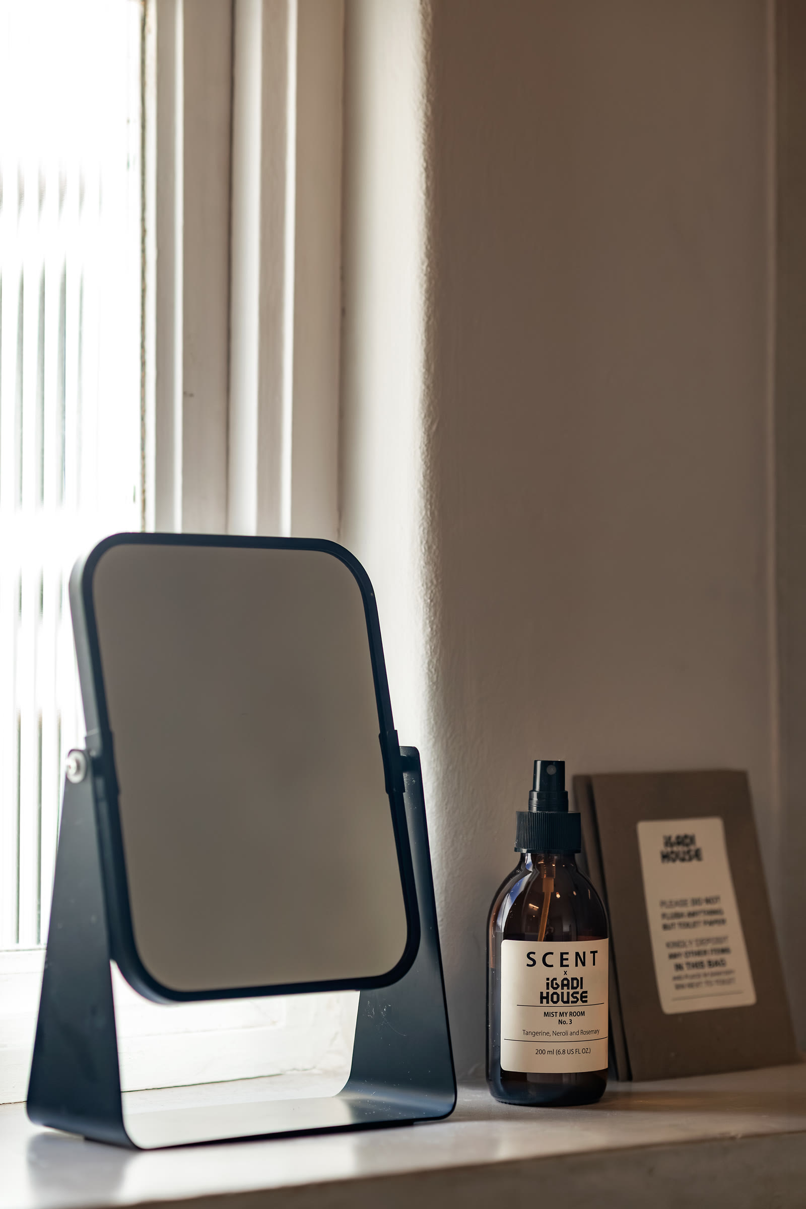 Cosy room at iGadi House — view 5