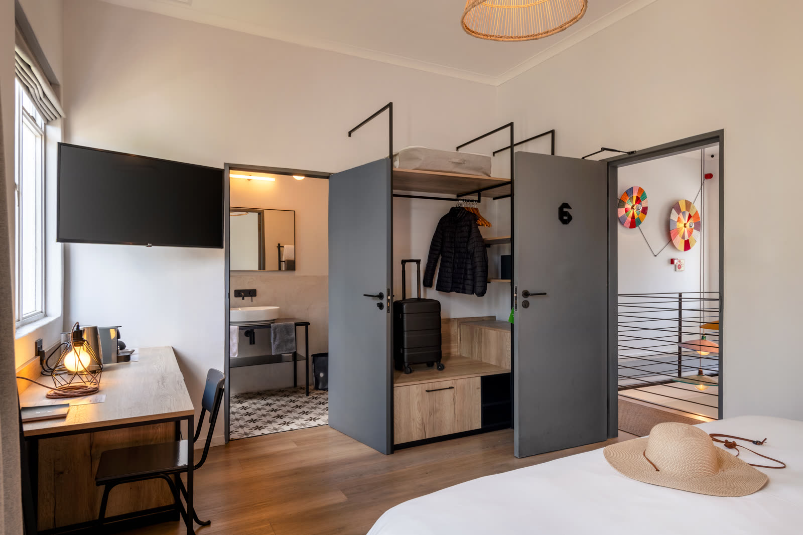 Cosy room at iGadi House — view 13